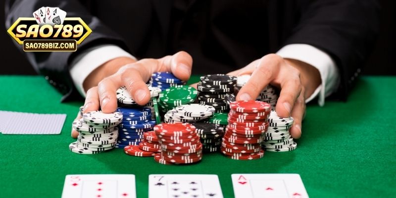 Luật chơi poker chi tiết người chơi cần nắm rõ quy tắc